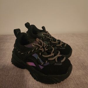 Javi dominance sneakers sz 7